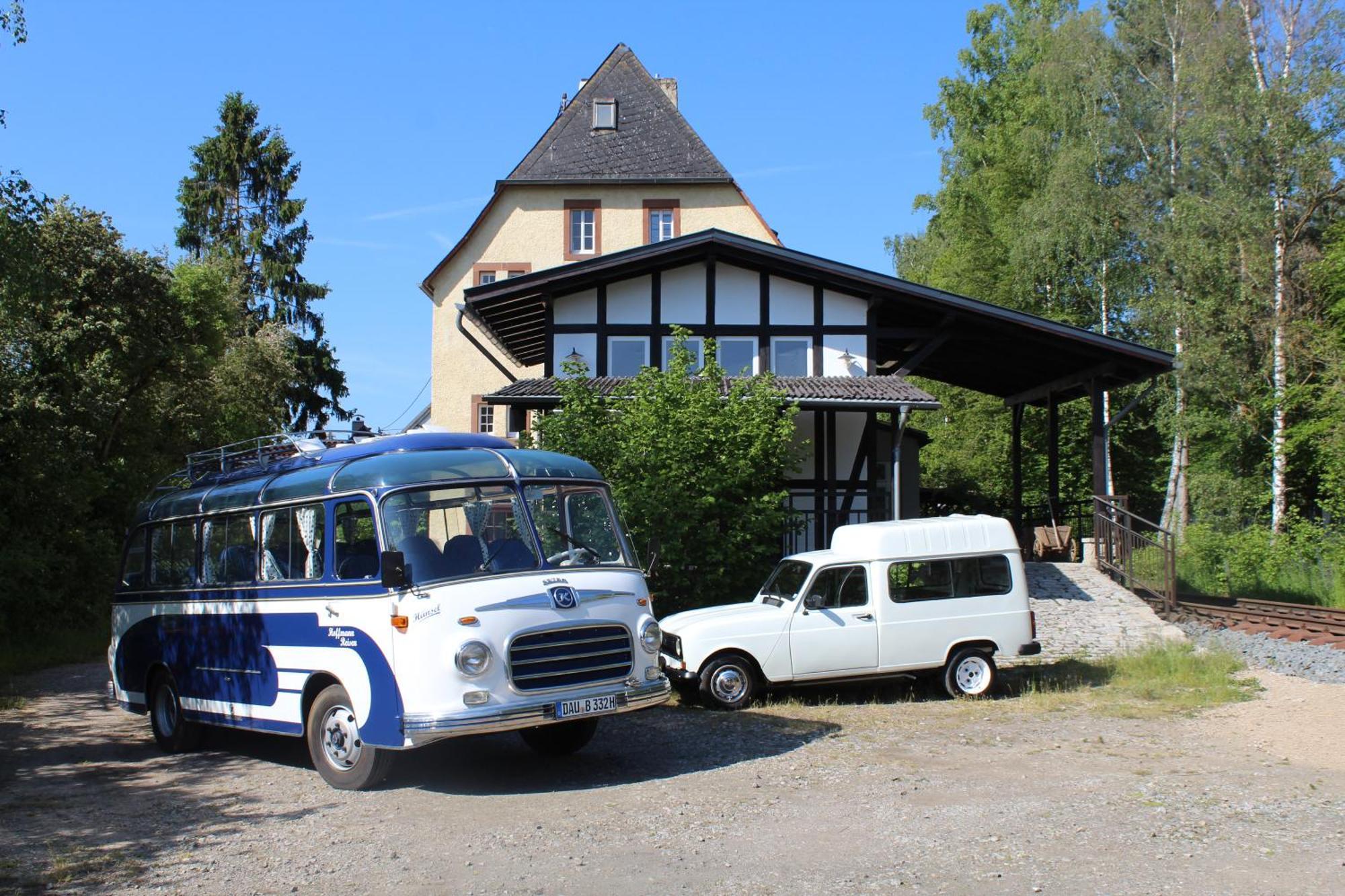 Museumsbahnhof Ahuette Hotel Üxheim Buitenkant foto